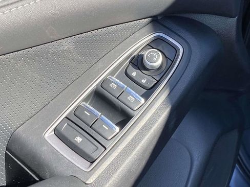 Used 2023 Subaru Ascent Limited image 21