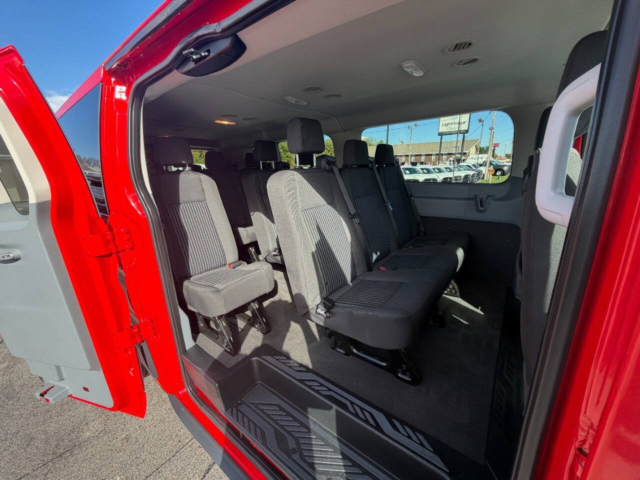 Used 2018 Ford Transit 350 XL RWD image 19
