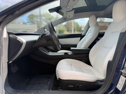 Used 2021 Tesla Model 3 Standard Range Plus image 25