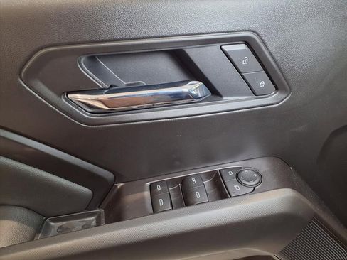 New 2026 GMC Canyon Elevation w/ Convenience Package image 16