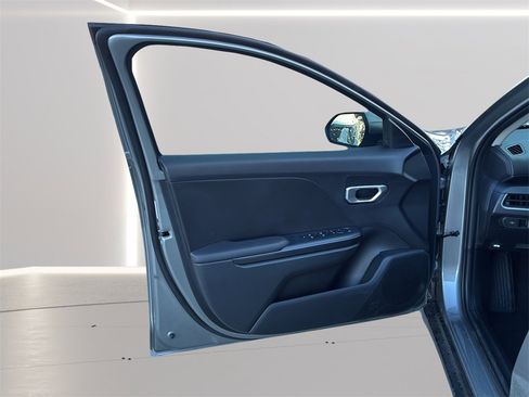New 2026 Kia K4 LXS image 11