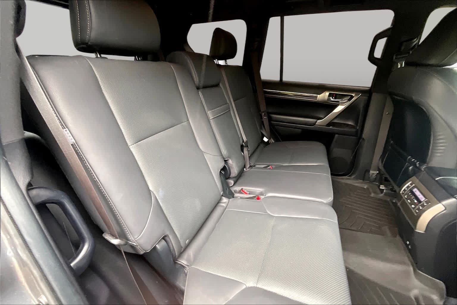 Used 2021 Lexus GX 460 Premium w/ Premium Package AWD/4WD image 19