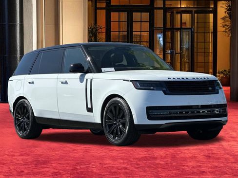 New 2026 Land Rover Range Rover Long Wheelbase SE image 8