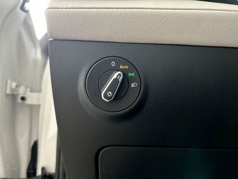 New 2026 Volkswagen Taos S image 14