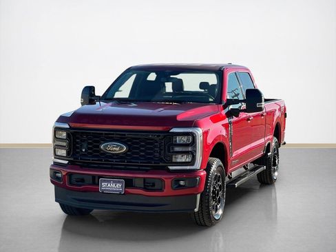 New 2026 Ford F250 Lariat w/ Black Appearance Package image 3