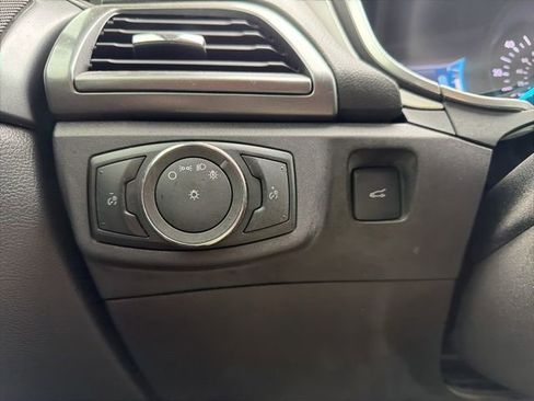 Used 2016 Ford Fusion SE image 23