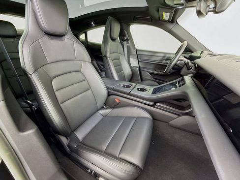 Certified 2022 Porsche Taycan image 29