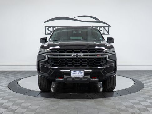 Used 2021 Chevrolet Tahoe Z71 w/ Z71 Signature Package image 2