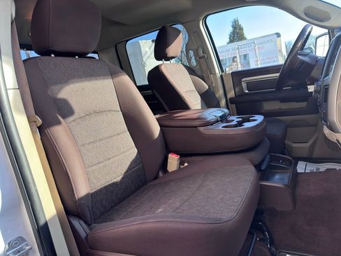 Used 2018 RAM 1500 Big Horn image 33