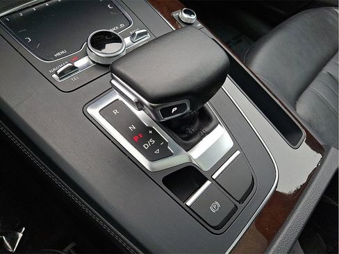 Used 2019 Audi Q5 2.0T Premium Plus w/ Premium Plus Package image 15