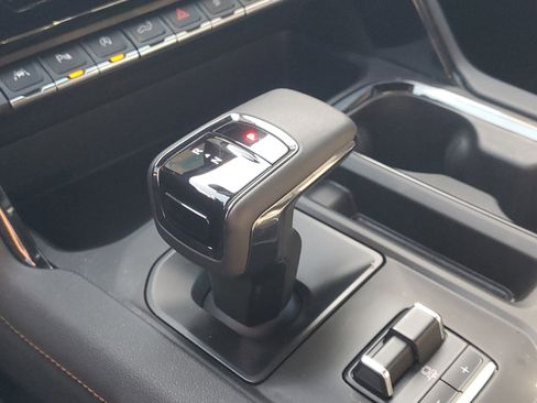 Used 2025 GMC Sierra 1500 AT4 AWD/4WD image 29