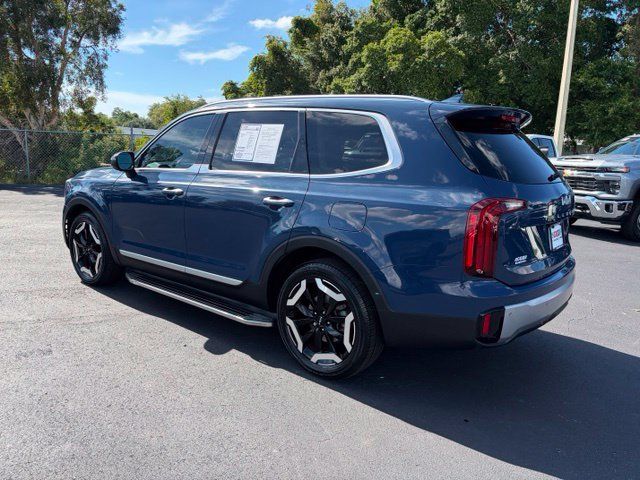 Used 2023 Kia Telluride S w/ S Sunroof Package AWD/4WD image 4