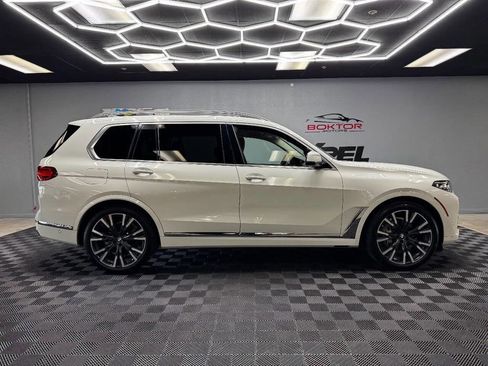 Used 2020 BMW X7 xDrive40i w/ Premium Package AWD/4WD image 17