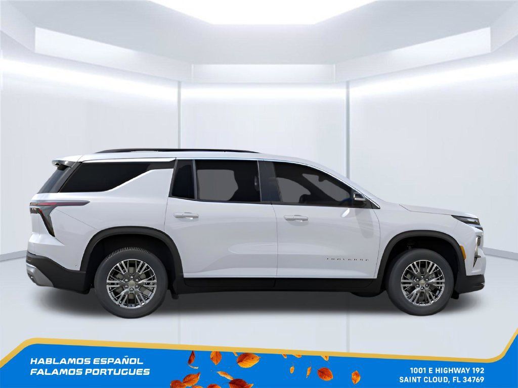 New 2027 Chevrolet Traverse LT FWD image 4