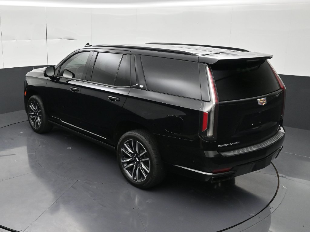 Used 2021 Cadillac Escalade Sport Platinum w/ Heavy-Duty Trailer Package RWD image 18