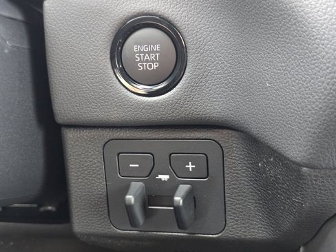 New 2026 Toyota Tundra Limited AWD/4WD image 7