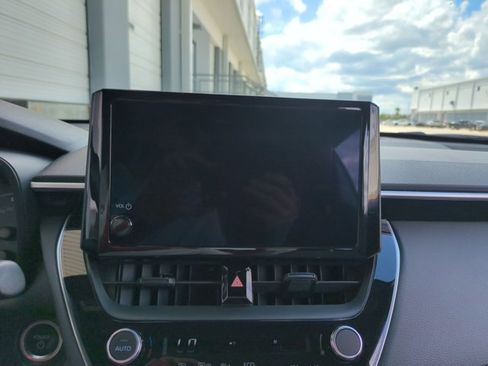 Used 2023 Toyota Corolla Cross SE AWD/4WD image 14