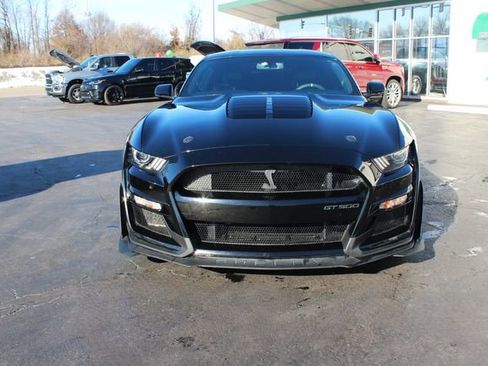 Used 2020 Ford Mustang Shelby GT500 w/ Technology Package image 3