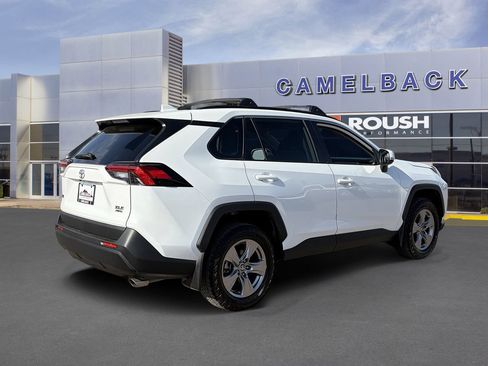 Used 2023 Toyota RAV4 XLE AWD/4WD image 6