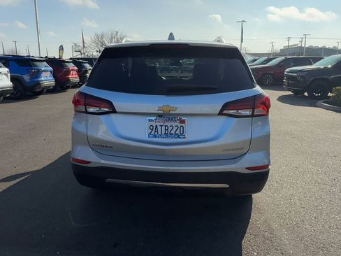 Used 2022 Chevrolet Equinox Premier image 6