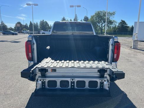Certified 2021 GMC Sierra 1500 SLT w/ X31 Off-Road Package AWD/4WD image 23