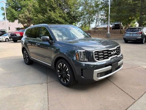 Used 2024 Kia Telluride SX Prestige w/ Towing Package AWD/4WD image 5