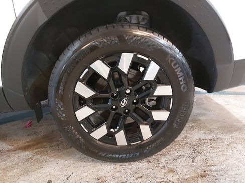 Certified 2025 Hyundai Santa Cruz SEL FWD image 35