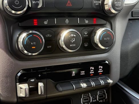Used 2022 RAM 1500 Big Horn RWD image 27