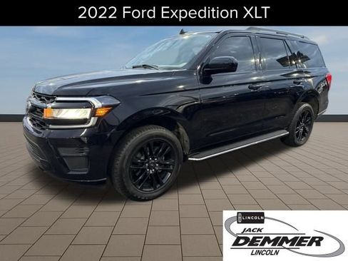 Used 2022 Ford Expedition XLT image 1