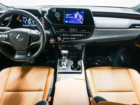 Used 2024 Lexus ES 300h w/ Premium Package image 13