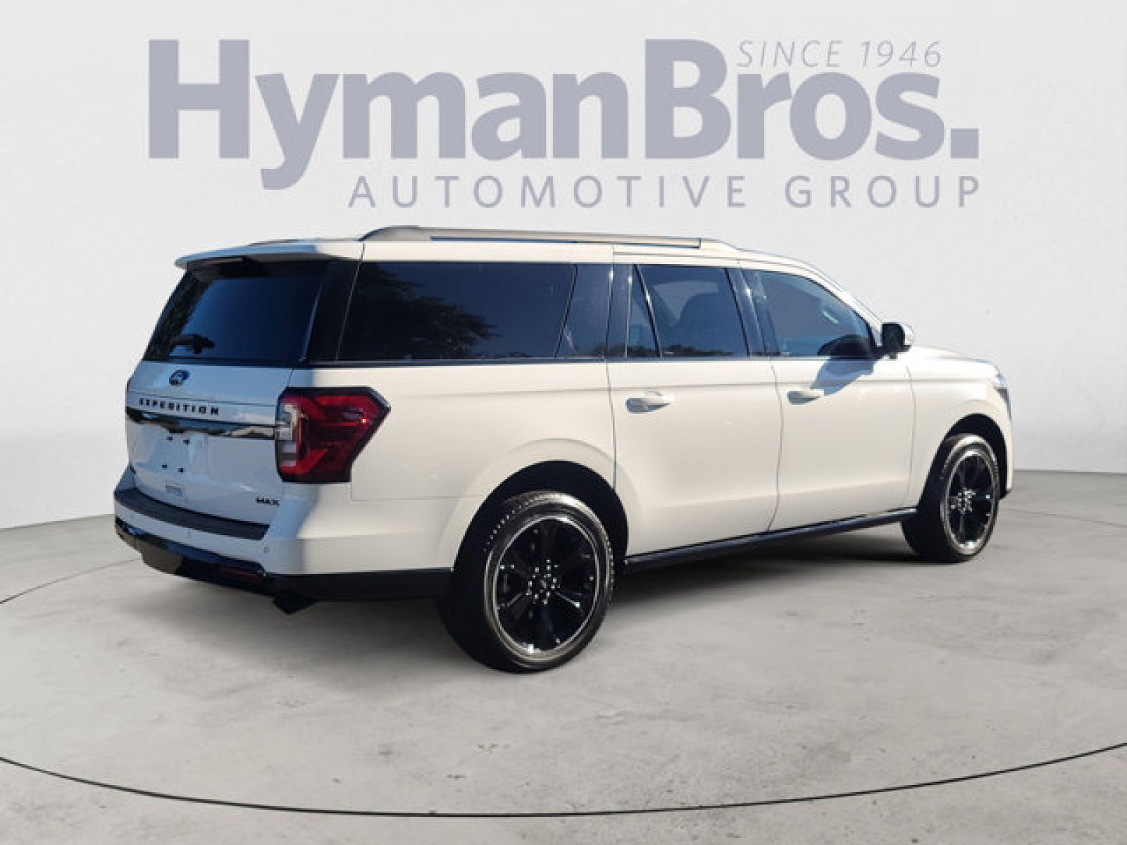 Used 2023 Ford Expedition Max Limited AWD/4WD image 3