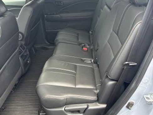 Used 2022 Honda Passport TrailSport image 11