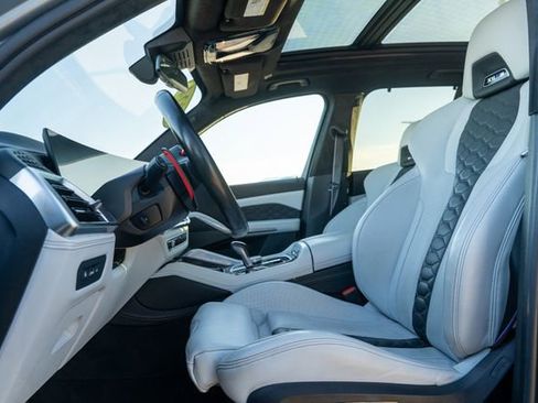 Used 2024 BMW X5 M Competition w/ Premium Package image 15