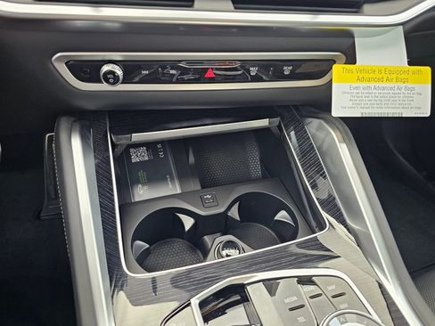 New 2026 BMW X6 xDrive40i w/ Executive Package image 54