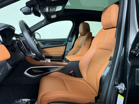 New 2026 Jaguar F-PACE R-Dynamic S image 4