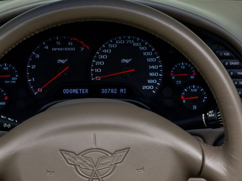 Used 2003 Chevrolet Corvette 50th Anniversary Edition w/ Preferred Equipment Group1 image 29