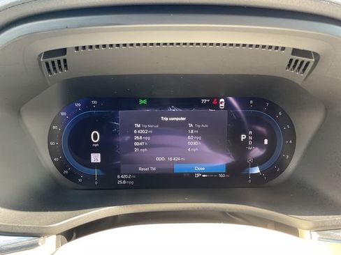 Used 2023 Volvo XC60 B5 Ultimate w/ Climate Package image 30