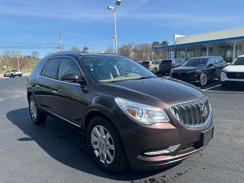 Used 2017 Buick Enclave Leather image 1