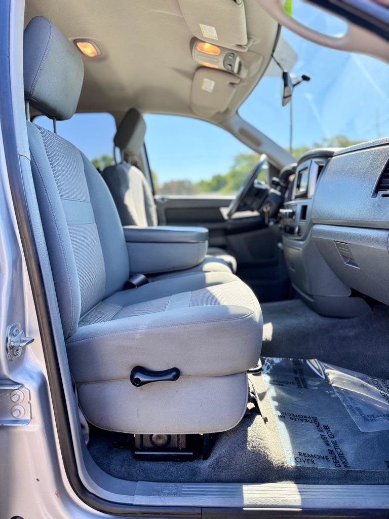 Used 2008 Dodge Ram 3500 Truck SLT w/ Popular Equipment Group AWD/4WD image 15