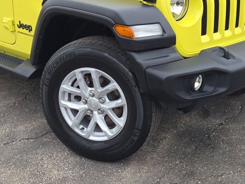 Certified 2023 Jeep Wrangler Sport S image 3