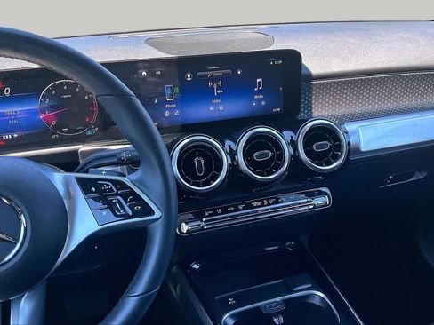 Certified 2026 Mercedes-Benz GLB 250 image 7
