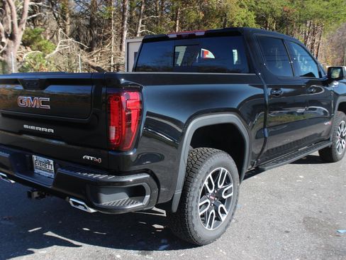 New 2026 GMC Sierra 1500 AT4 w/ AT4 Premium Package image 6