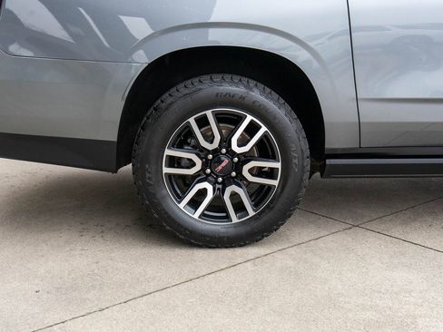 Used 2022 GMC Yukon XL AT4 w/ AT4 Premium Plus Package image 40