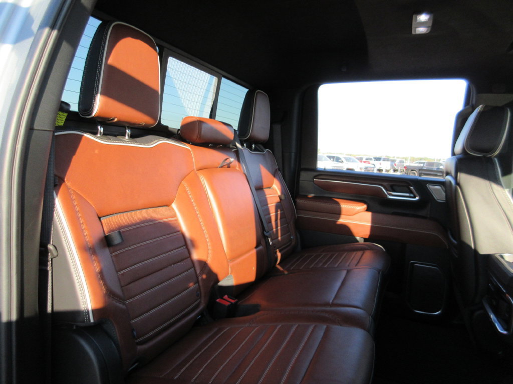 Used 2024 GMC Sierra 2500 Denali Ultimate AWD/4WD image 27