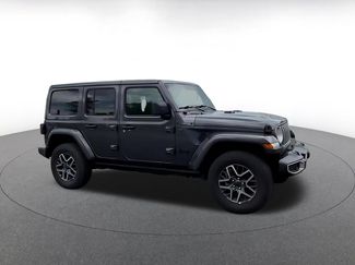 Used 2025 Jeep Wrangler Unlimited Sahara AWD/4WD video 2