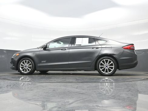 Used 2017 Ford Fusion Energi SE image 28