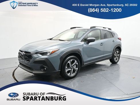 Used 2024 Subaru Crosstrek 2.0i Premium image 1