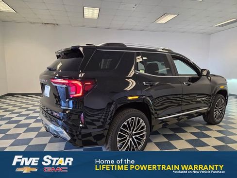 New 2026 GMC Terrain Denali w/ LPO, Floor Liner Package image 9