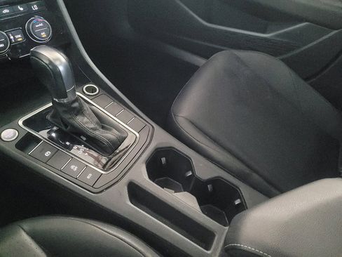 Used 2019 Volkswagen Jetta SE FWD image 26