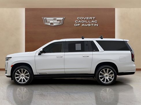 Certified 2023 Cadillac Escalade ESV Premium Luxury Platinum image 2